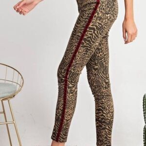 Easel animal print stretch skinny jeans‎ with velvet trim